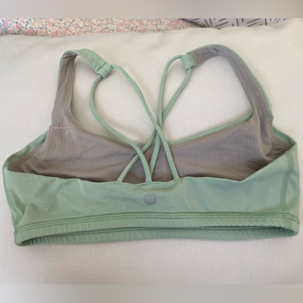 Mint lululemon sports bra size